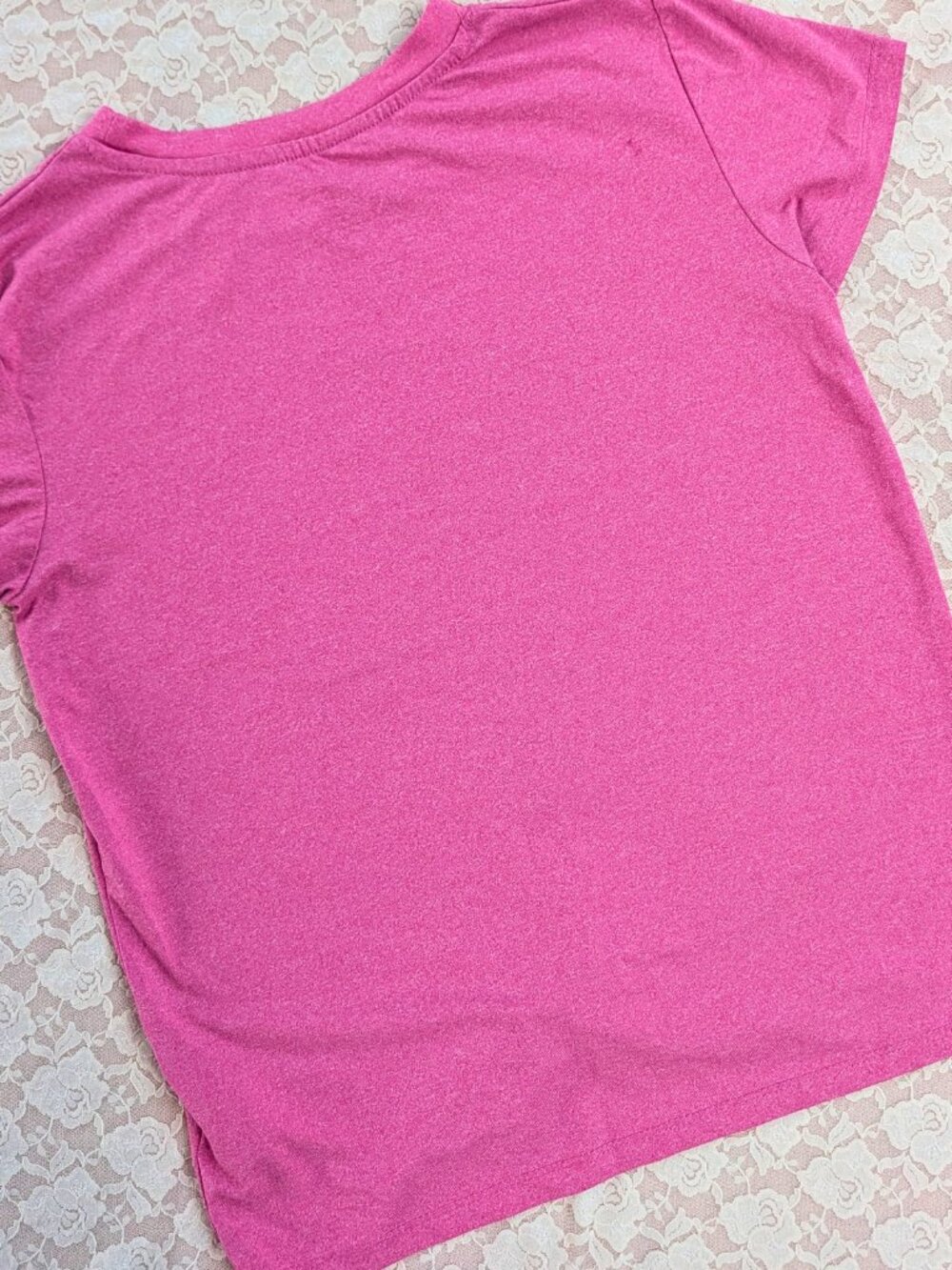VGUC Reebok magenta tee with front knot youth XL 12 - Picture 3 of 3